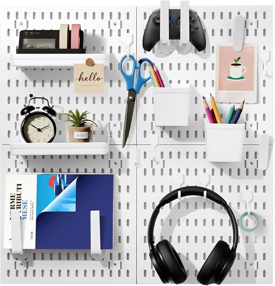 01A-Pegboards Skadiis holes 39x29,5cms