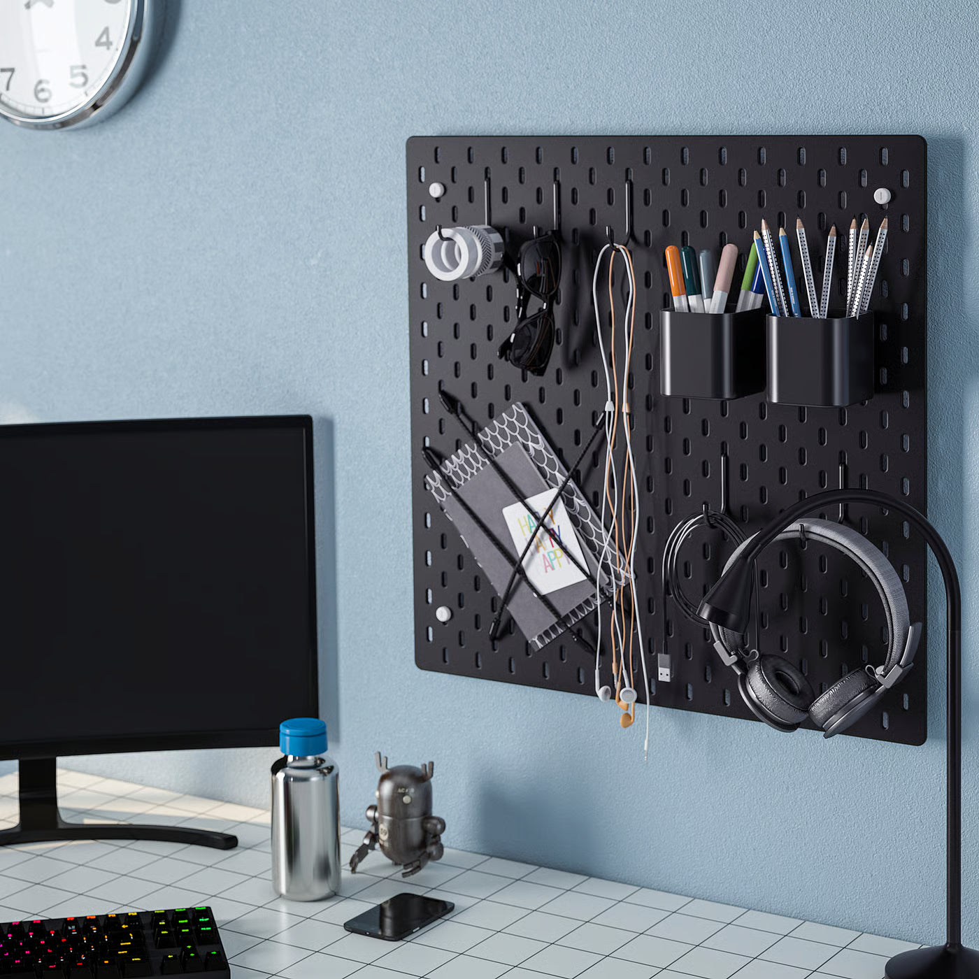 01A-Pegboards Skadiis holes 39x29,5cms